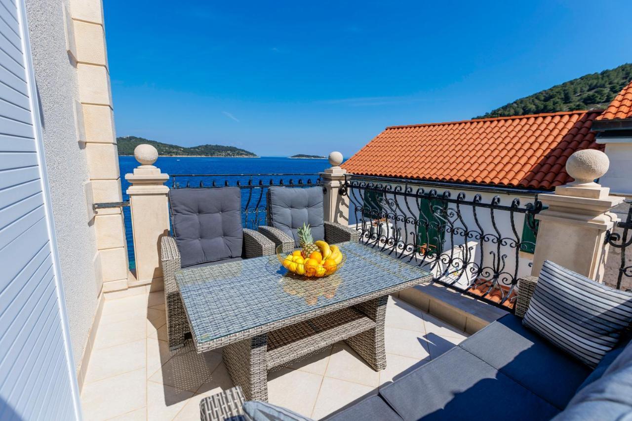 Seafront Apartment Duo Vis Buitenkant foto